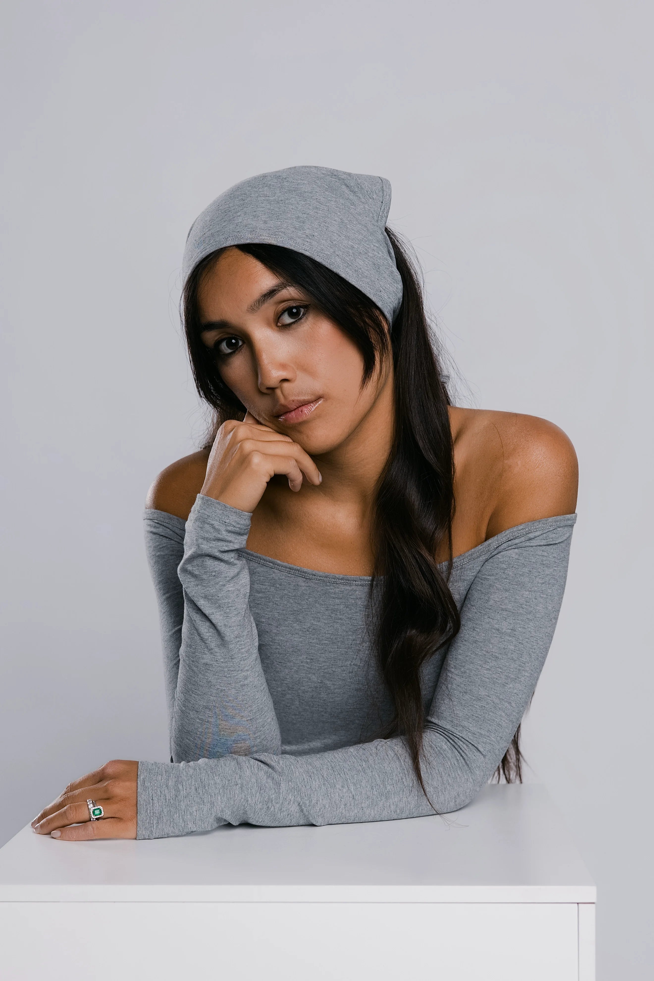 Model wearing the Billy Essential Bandana in grey.