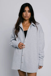 Model wearing the Billy Off-Duty Shirt in grey, front view.